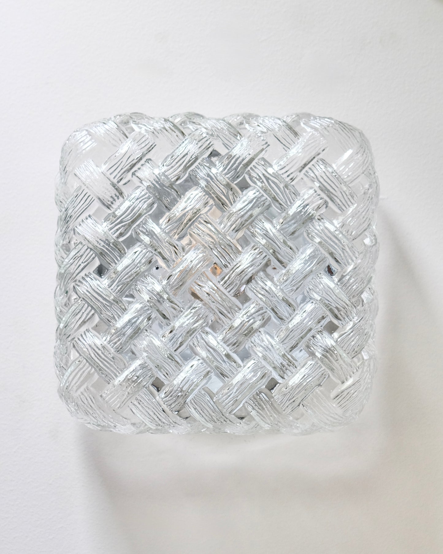 PAIR OF SQUARE WOVEN GLASS SCONCE