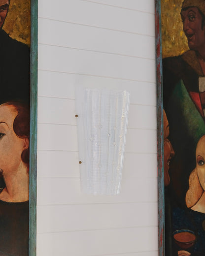 IRIDESCENT MURANO GLASS WALL SCONCE w. ETCHED DETAILS
