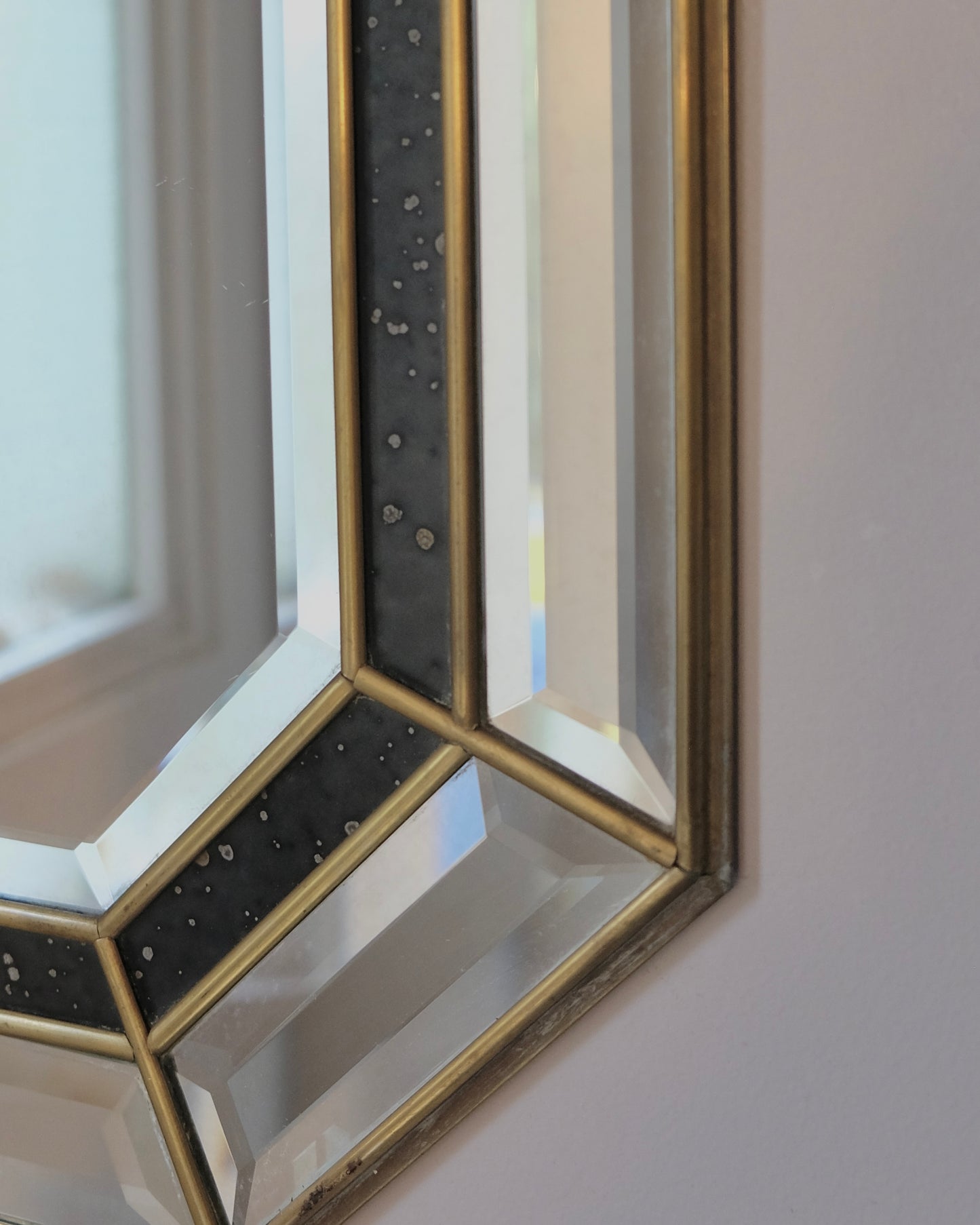 VENETIAN OCTAGONAL NARROW BRASS MIRROR