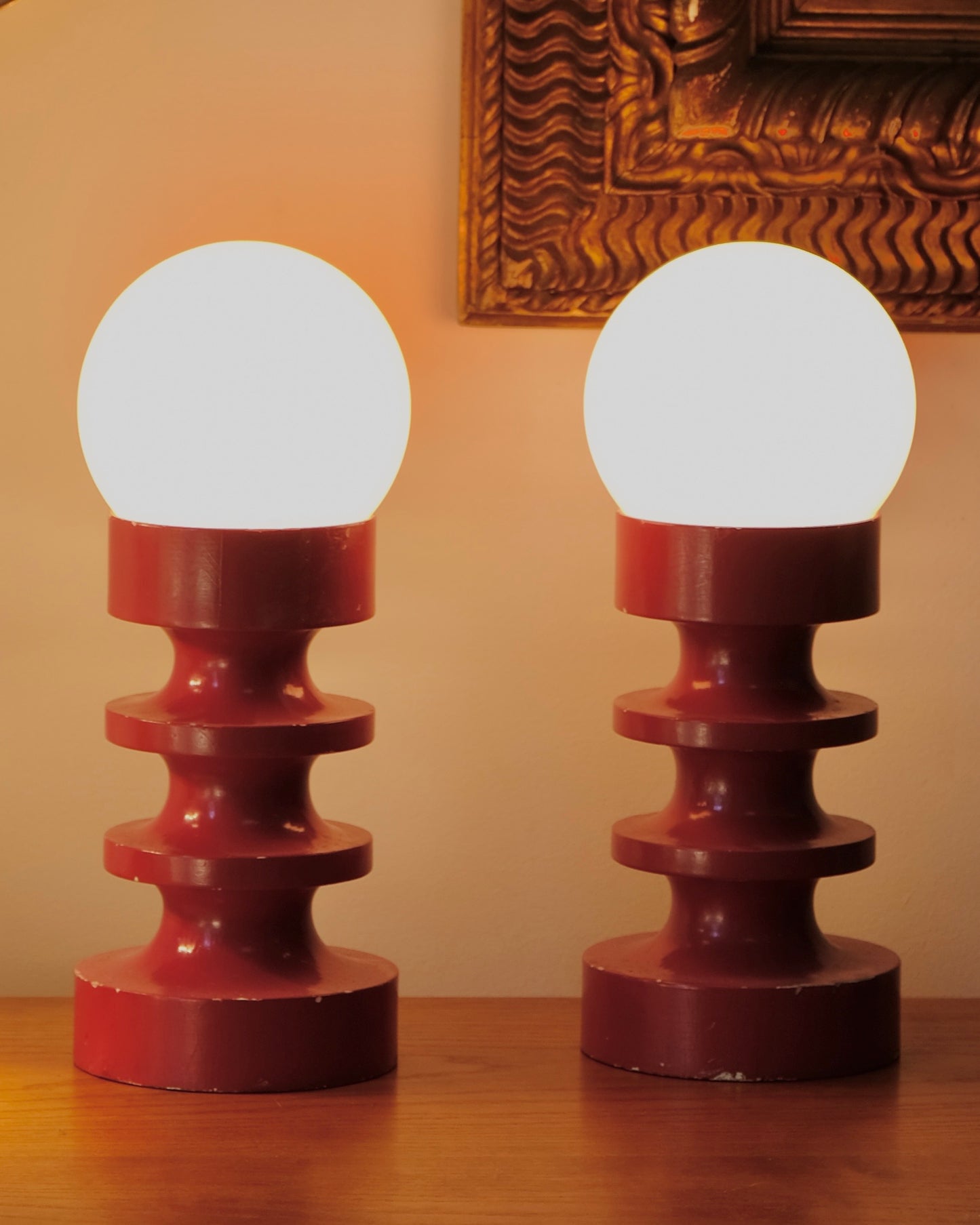 RED TURNED TABLE LAMPS