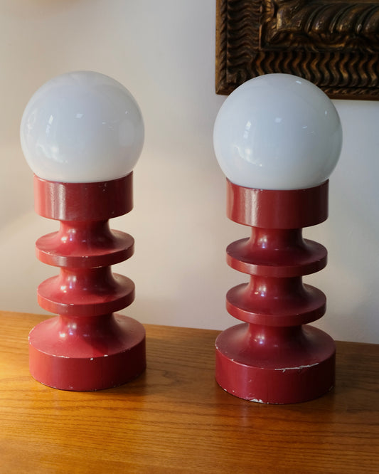 RED TURNED TABLE LAMPS