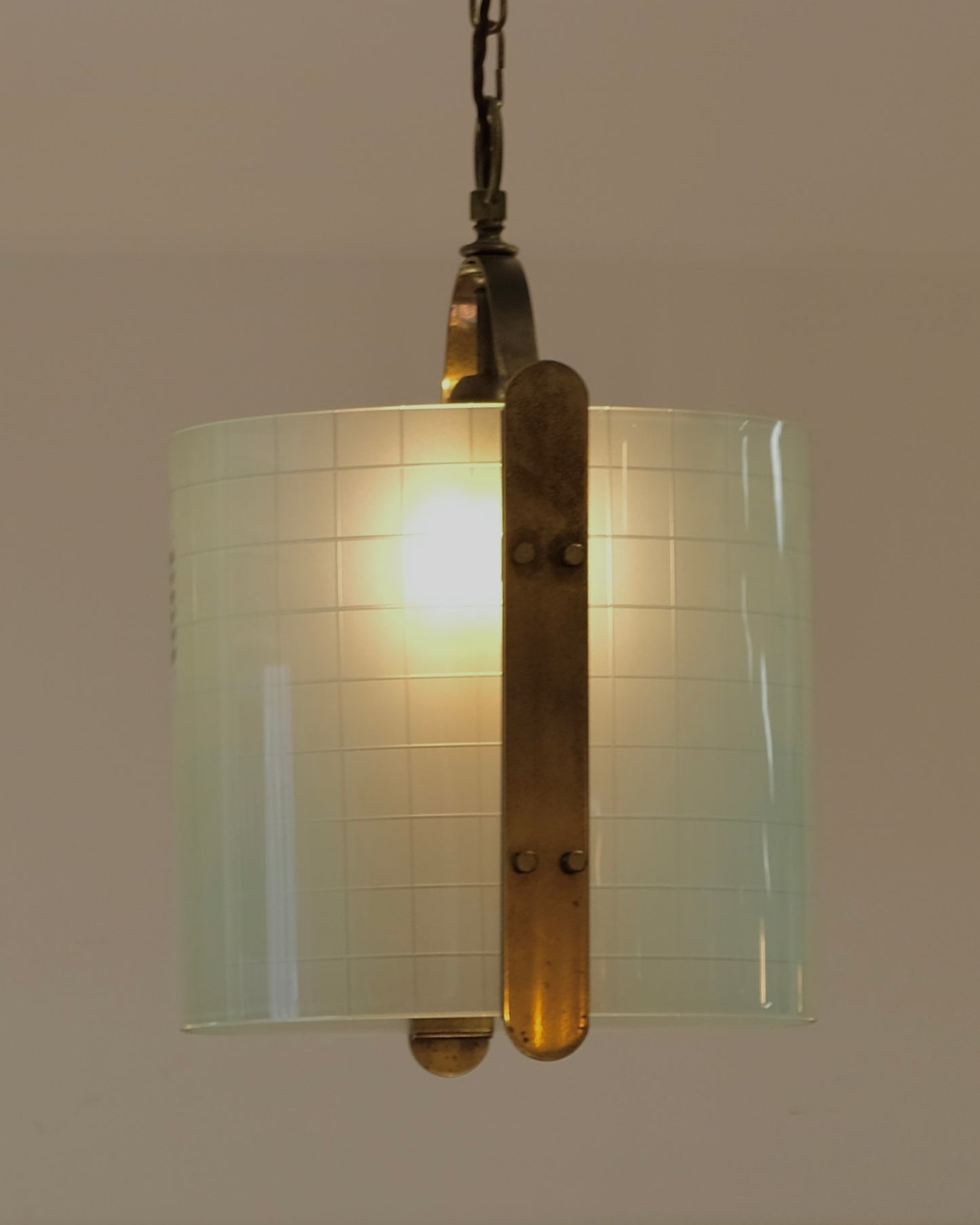 CROSS HATCH BRASS LINED PENDANT