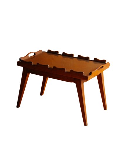 MID CENTURY TEAK SERVING SIDE TABLE w. CARVED DETAIL