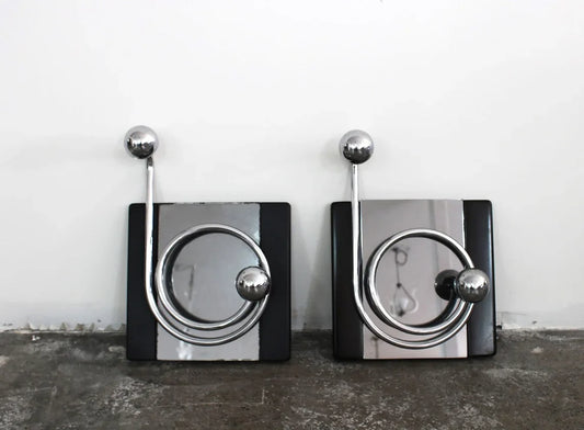 SET OF WOOD MOUNT CHROME MEMPHIS COAT HOOKS