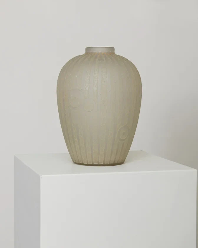 ART DECO DEEP ETCHED GLASS VASE