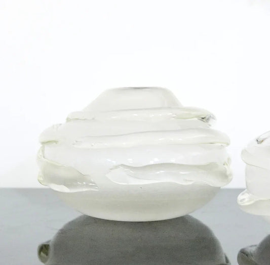 FROSTED WHITE SEGUSO MURANO GLASS VASE