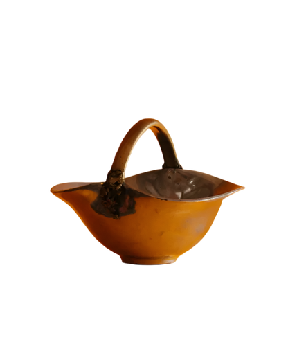 CAST ALUMINIUM BOWL w. BRASS HANDLE