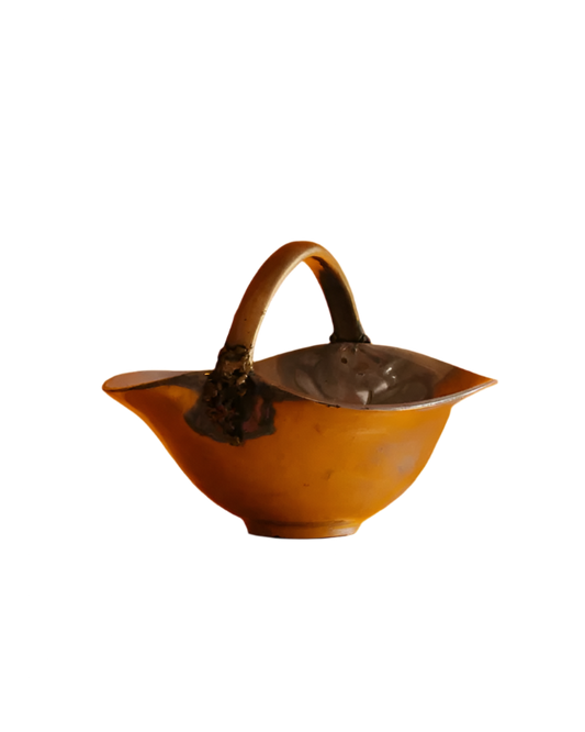 CAST ALUMINIUM BOWL w. BRASS HANDLE