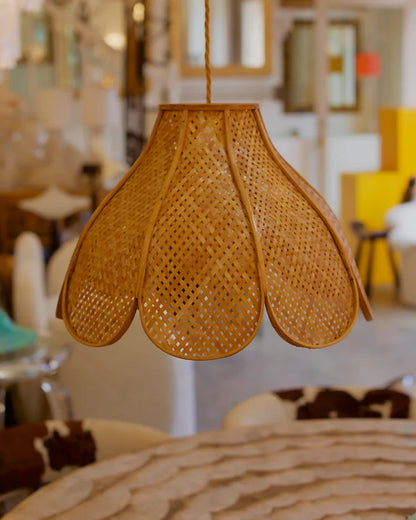 RATTAN PENDANT LIGHT
