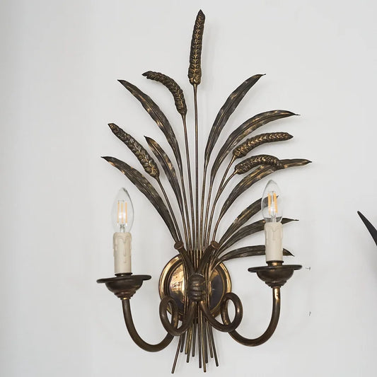 HOLLYWOOD REGENCY TOLE LEAF SCONCE