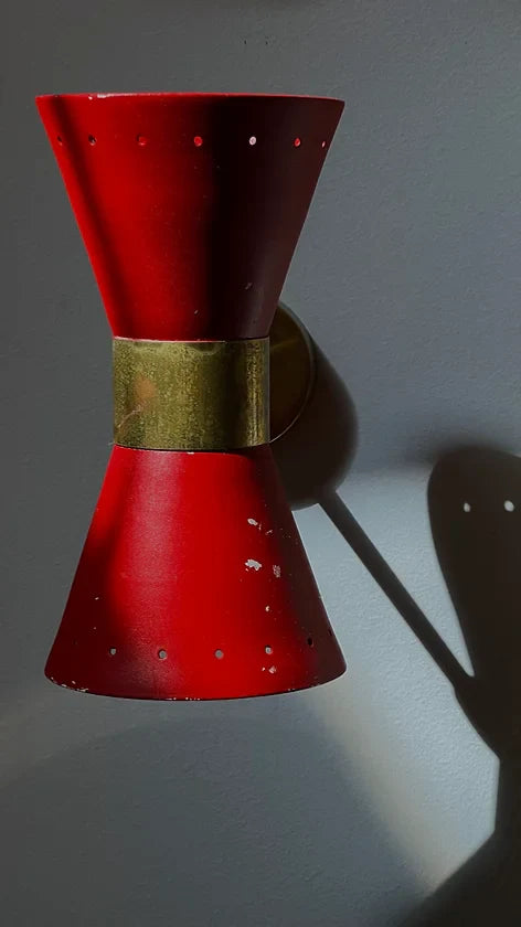 RED DIABOLO WALL LIGHT