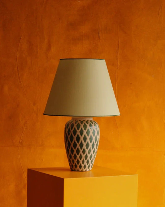 PAIR OF CERAMIC LAMPS w. GEOMETRIC PATTERN