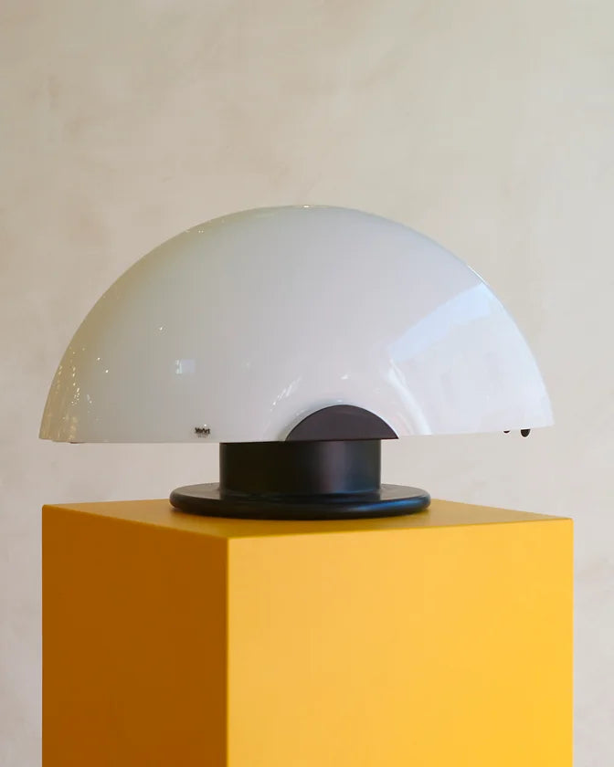 BLACK STEEL MUSHROOM LAMP