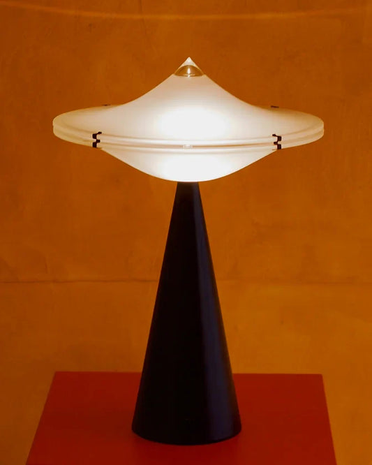 ALIEN LAMP