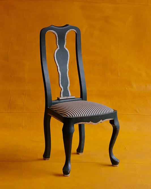 PAIR OF REGENCY FORREST GREEN & GILT DINING CHAIRS