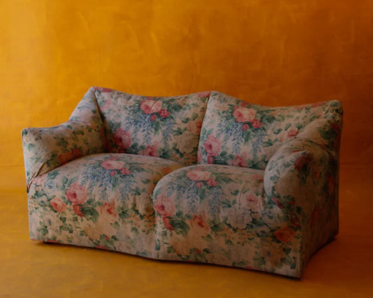 LE BAMBOLE SOFA w. ORIGINAL FLORAL UPHOLSTERY