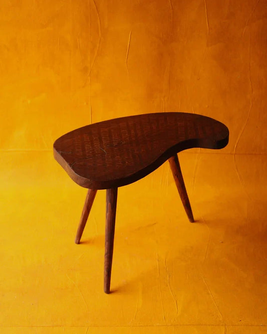 HAND CARVED ARTISTS PALETTE TRIPOD STOOL