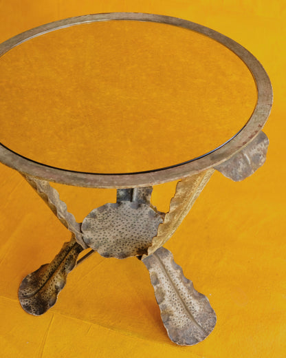 BRUTALIST DIMPLED BRASS LEAF SIDE TABLE