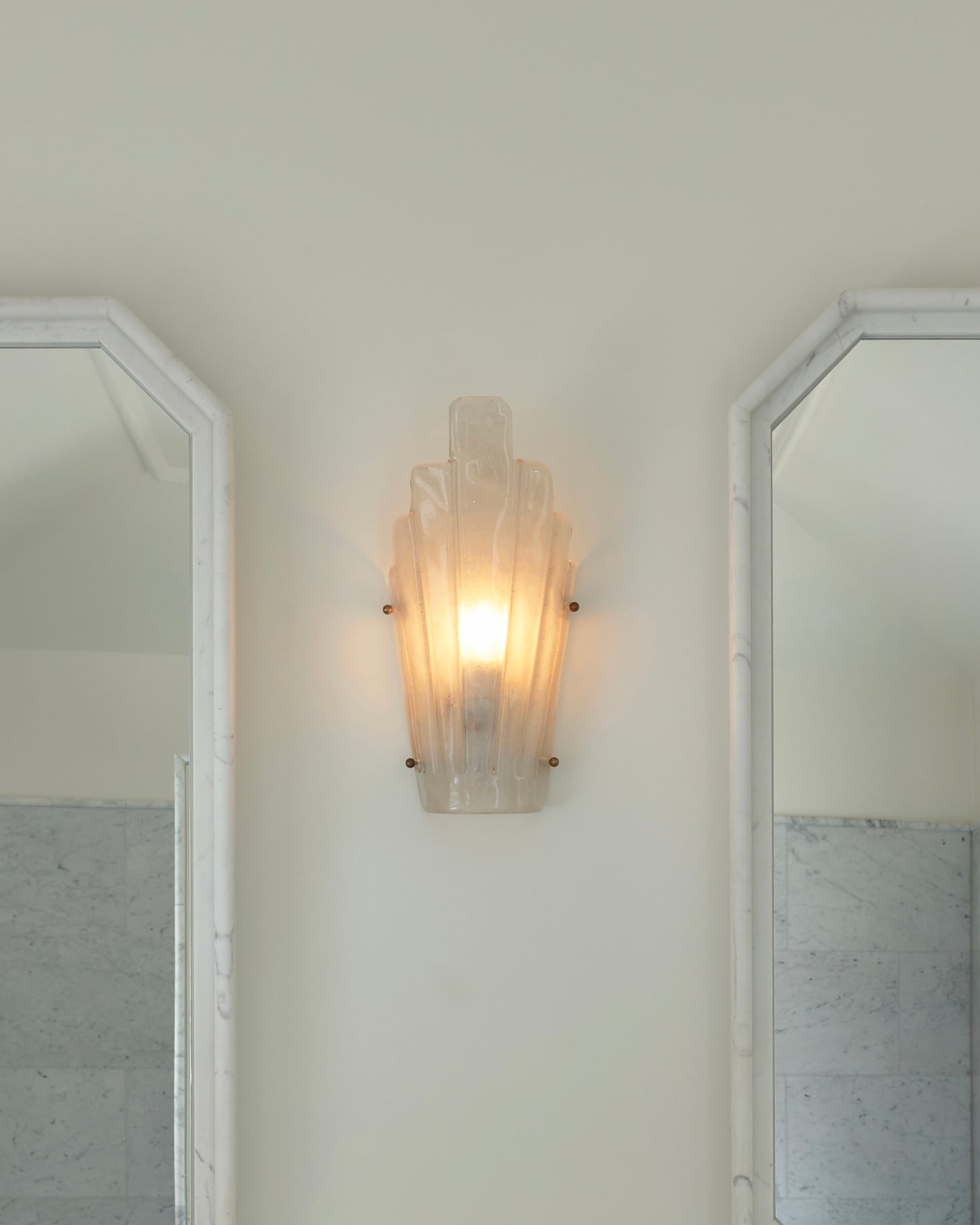 ART DECO MURANO WALL SCONCE