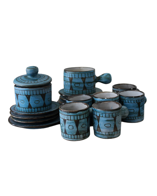 FRENCH PROVINCIAL TEA CUP SET
