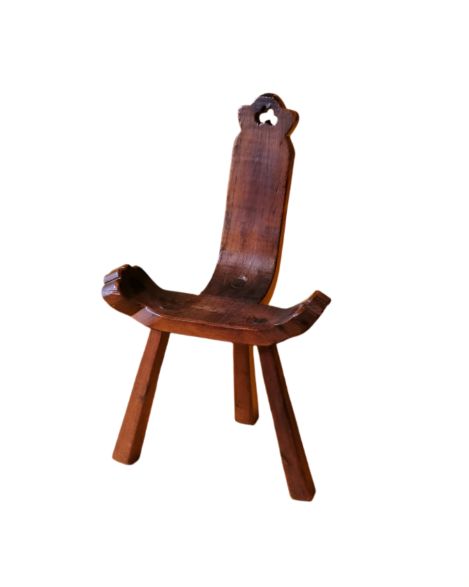 PRIMITIVE FRENCH WOODEN CARVED TRIPOD CHAIR