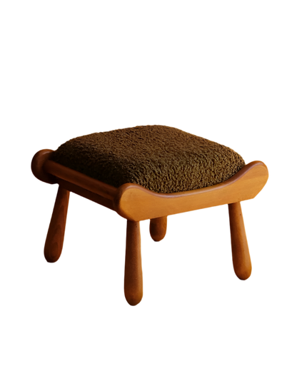 BEECHWOOD SCULPTURAL BENCH w. OLIVE BOUCLE