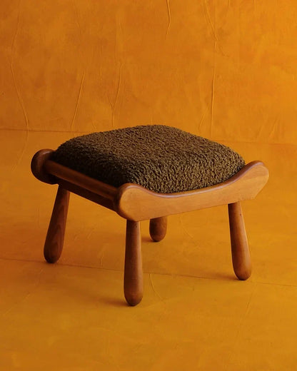 BEECHWOOD SCULPTURAL BENCH w. OLIVE BOUCLE