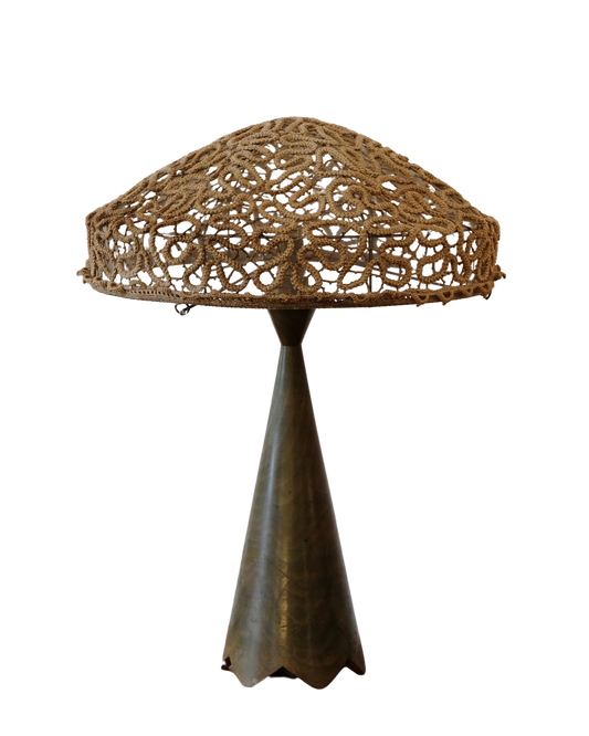 TIMBER TABLE LAMP w. MACRAME SHADE