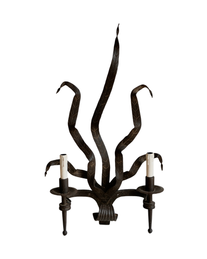 SINGLE WROUGHT IRON PALM LEAF SCONCE